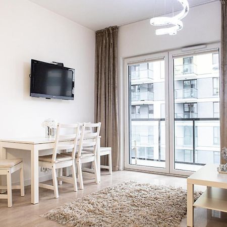 Wola Glamour Apartment ワルシャワ エクステリア 写真